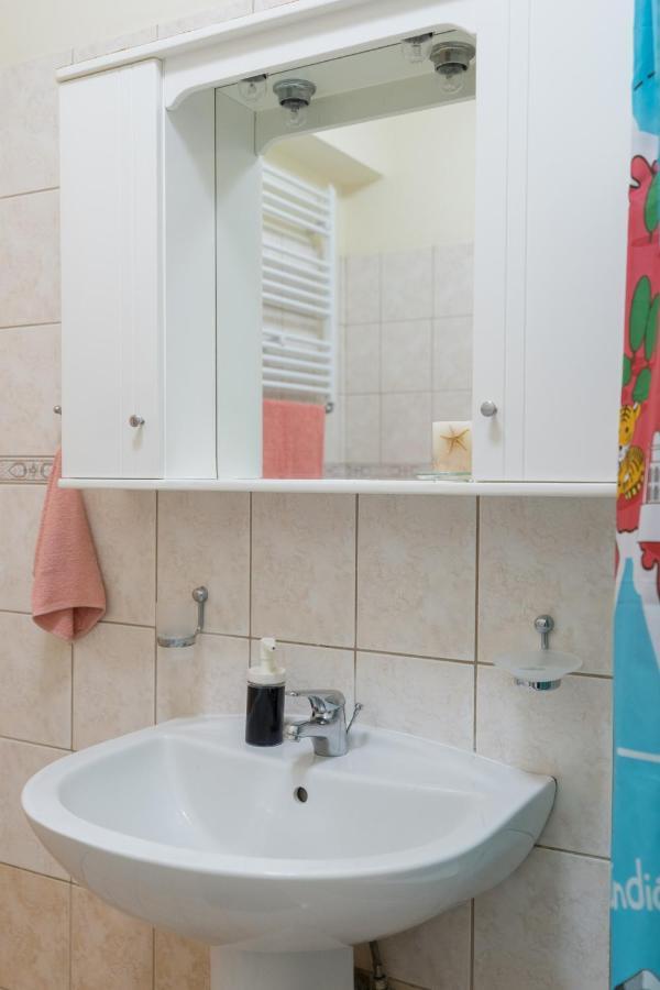 Aurelia Apartment Ликсури Экстерьер фото
